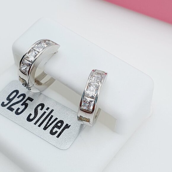 "925 Sterling Silver Cubic Zirconia Earrings, U19254652 - Picture 7 of 11